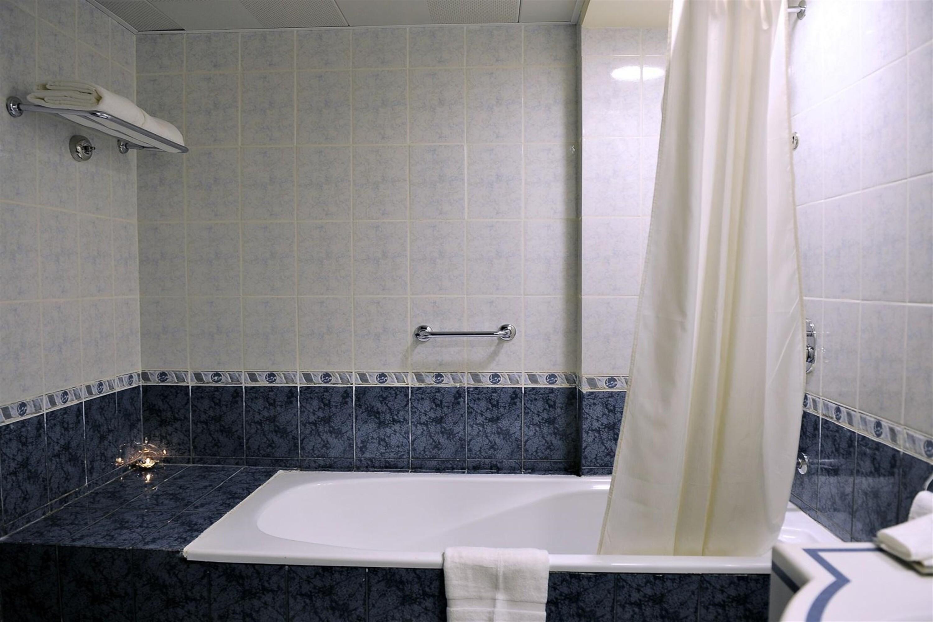 Signature Deira Hotel Dubai